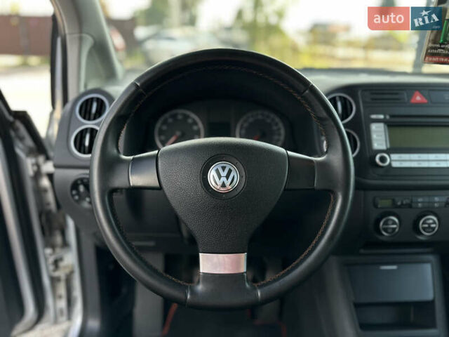 Серый Фольксваген Гольф Плюс, объемом двигателя 1.6 л и пробегом 221 тыс. км за 6400 $, фото 24 на Automoto.ua