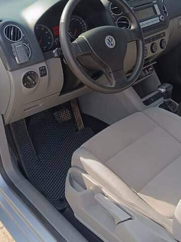 Фольксваген Гольф Плюс 2006 в Хмельницком на Automoto.ua Серый Фольксваген Гольф Плюс, объемом двигателя 1.6 л и пробегом 152 тыс. км за 7300 $, фото 3 на Automoto.ua