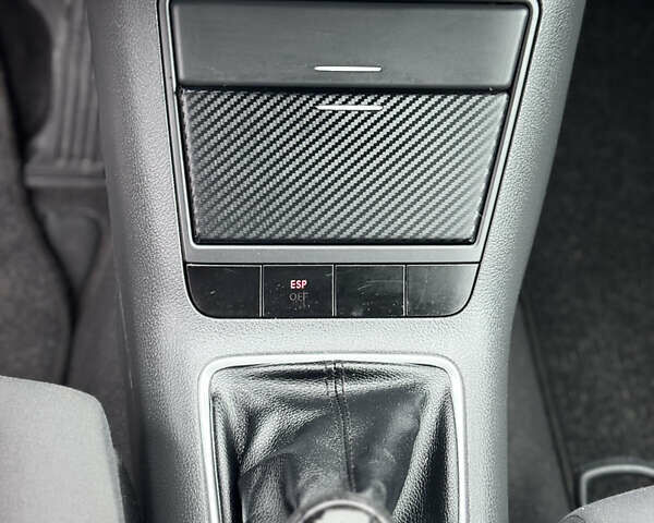 Серый Фольксваген Гольф Плюс, объемом двигателя 1.4 л и пробегом 226 тыс. км за 5300 $, фото 35 на Automoto.ua