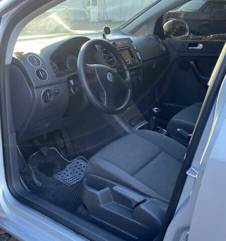 Серый Фольксваген Гольф Плюс, объемом двигателя 1.6 л и пробегом 212 тыс. км за 5399 $, фото 15 на Automoto.ua