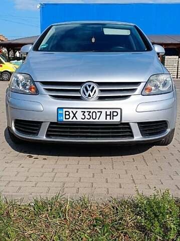 Фольксваген Гольф Плюс 2006 в Хмельницком на Automoto.ua Серый Фольксваген Гольф Плюс, объемом двигателя 1.6 л и пробегом 152 тыс. км за 7300 $, фото 1 на Automoto.ua