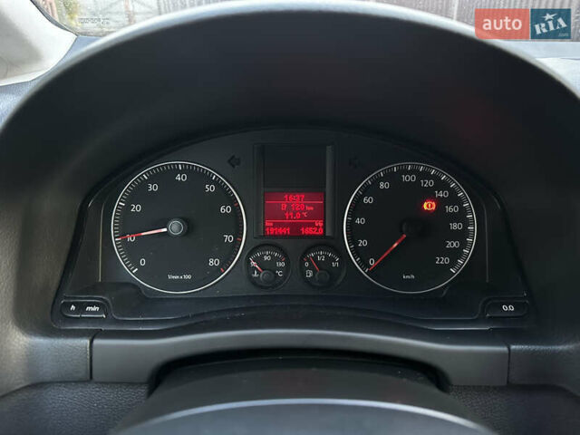 Серый Фольксваген Гольф Плюс, объемом двигателя 1.4 л и пробегом 191 тыс. км за 5900 $, фото 5 на Automoto.ua