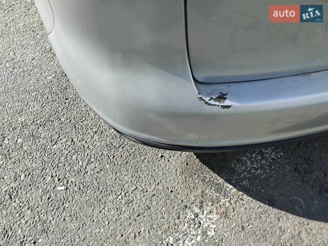 Серый Фольксваген Гольф Плюс, объемом двигателя 1.39 л и пробегом 270 тыс. км за 5500 $, фото 4 на Automoto.ua