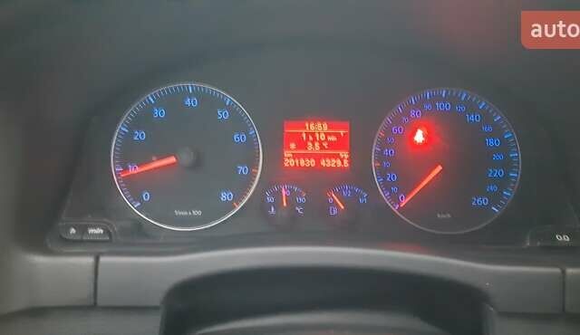 Серый Фольксваген Гольф Плюс, объемом двигателя 1.6 л и пробегом 202 тыс. км за 5650 $, фото 14 на Automoto.ua