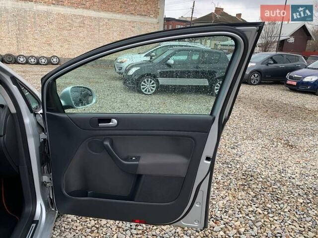 Серый Фольксваген Гольф Плюс, объемом двигателя 0 л и пробегом 260 тыс. км за 5399 $, фото 11 на Automoto.ua