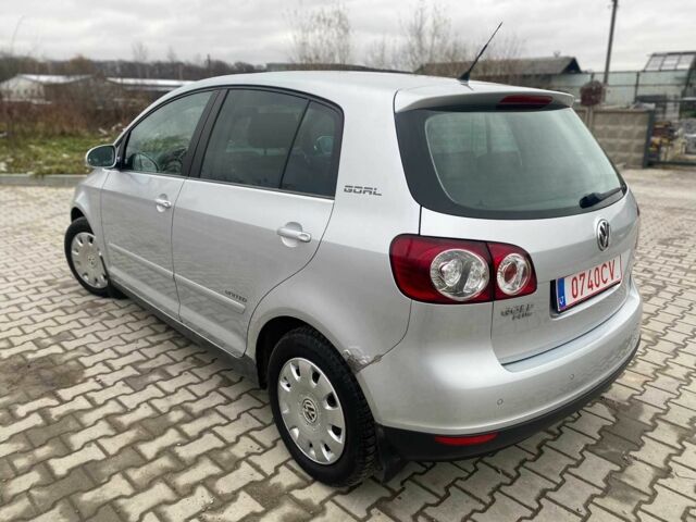 Серый Фольксваген Гольф Плюс, объемом двигателя 1.9 л и пробегом 216 тыс. км за 2950 $, фото 4 на Automoto.ua