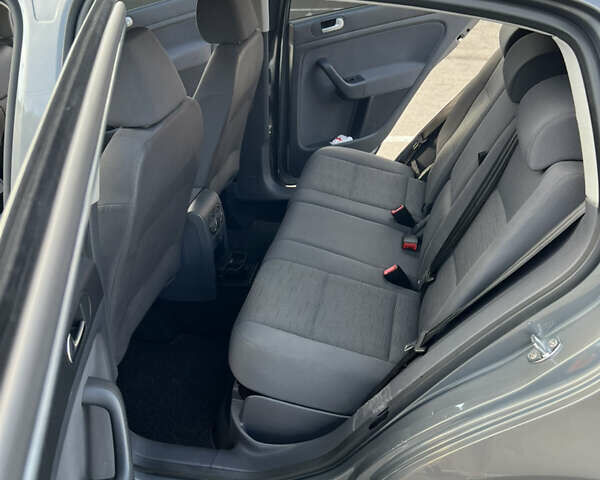 Сірий Фольксваген Golf Plus, об'ємом двигуна 1.6 л та пробігом 186 тис. км за 6800 $, фото 13 на Automoto.ua