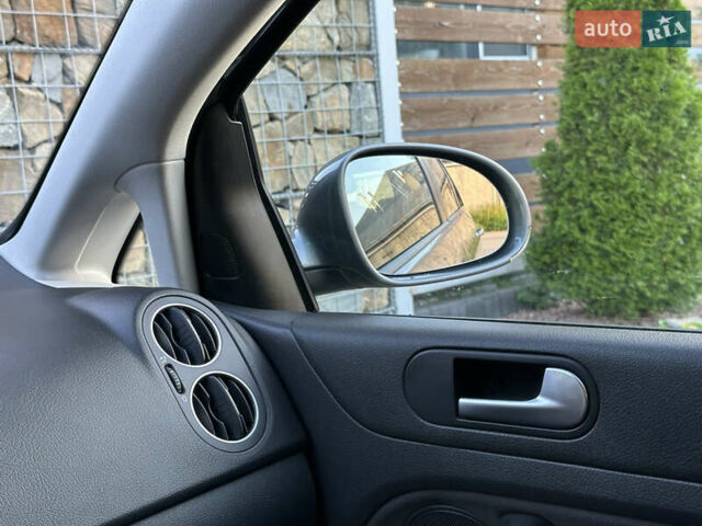 Сірий Фольксваген Golf Plus, об'ємом двигуна 1.6 л та пробігом 260 тис. км за 6799 $, фото 44 на Automoto.ua