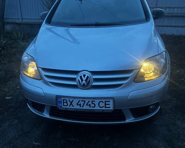 Сірий Фольксваген Golf Plus, об'ємом двигуна 1.6 л та пробігом 279 тис. км за 7100 $, фото 23 на Automoto.ua