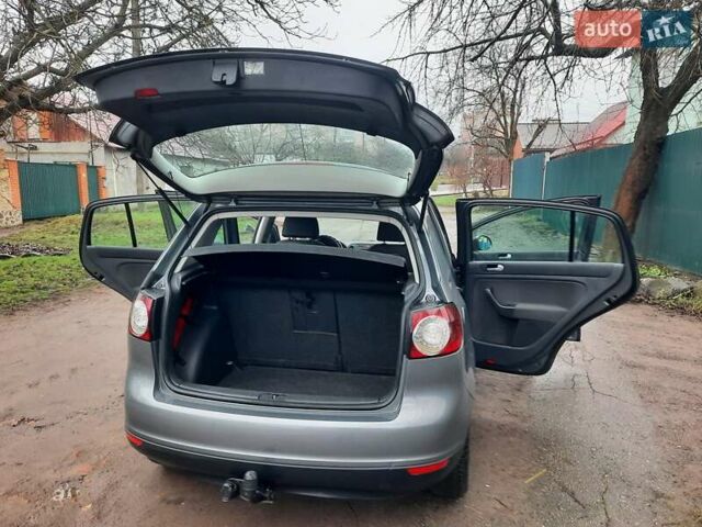 Сірий Фольксваген Golf Plus, об'ємом двигуна 1.6 л та пробігом 213 тис. км за 6750 $, фото 81 на Automoto.ua