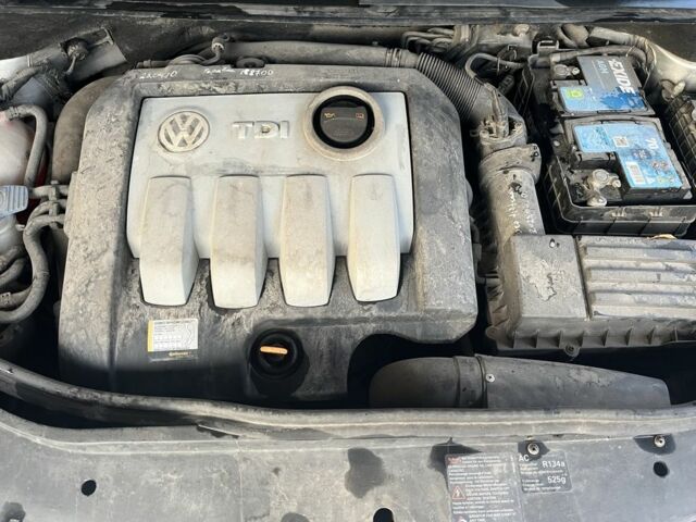 Фольксваген Гольф Плюс 2006 в Луцке на Automoto.ua Серый Фольксваген Гольф Плюс, объемом двигателя 1.9 л и пробегом 210 тыс. км за 6850 $, фото 14 на Automoto.ua