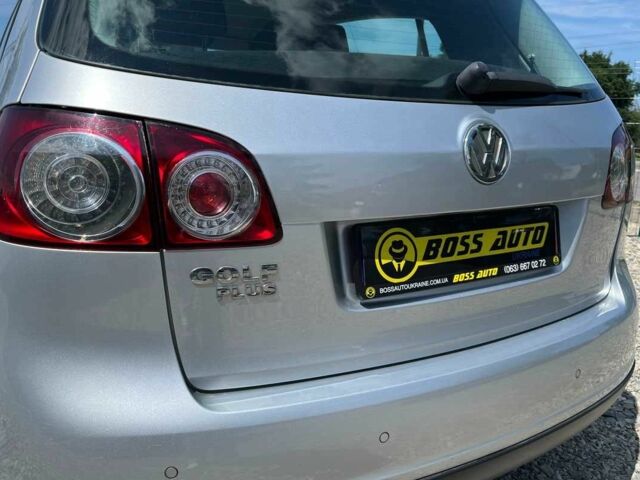 Серый Фольксваген Гольф Плюс, объемом двигателя 1.4 л и пробегом 244 тыс. км за 5600 $, фото 21 на Automoto.ua