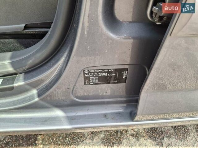 Серый Фольксваген Гольф Плюс, объемом двигателя 1.4 л и пробегом 227 тыс. км за 5500 $, фото 21 на Automoto.ua