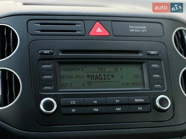 Серый Фольксваген Гольф Плюс, объемом двигателя 1.39 л и пробегом 212 тыс. км за 5500 $, фото 21 на Automoto.ua