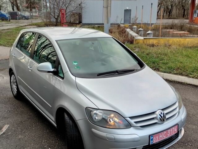 Сірий Фольксваген Golf Plus, об'ємом двигуна 1.6 л та пробігом 180 тис. км за 6500 $, фото 11 на Automoto.ua