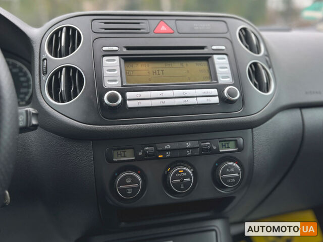 Серый Фольксваген Гольф Плюс, объемом двигателя 1.6 л и пробегом 237 тыс. км за 5499 $, фото 10 на Automoto.ua