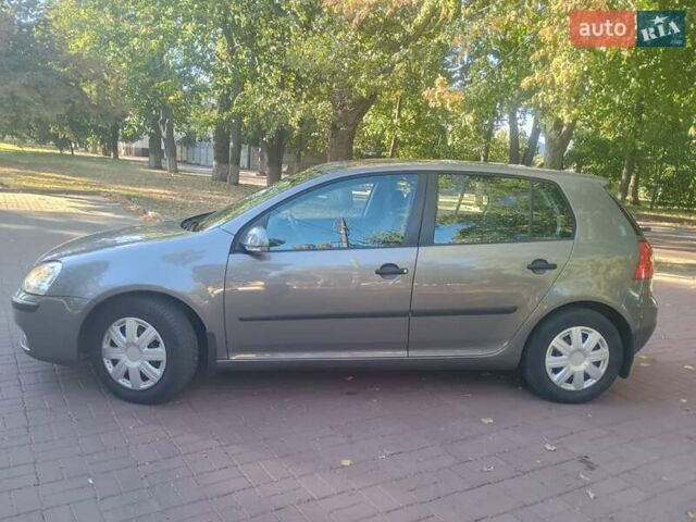 Фольксваген Гольф Плюс 2006 в Прилуках на Automoto.ua Серый Фольксваген Гольф Плюс, объемом двигателя 1.39 л и пробегом 212 тыс. км за 4700 $, фото 7 на Automoto.ua