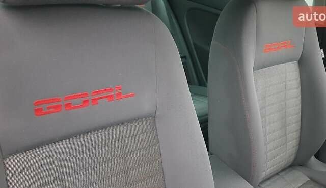 Серый Фольксваген Гольф Плюс, объемом двигателя 1.6 л и пробегом 202 тыс. км за 5650 $, фото 17 на Automoto.ua