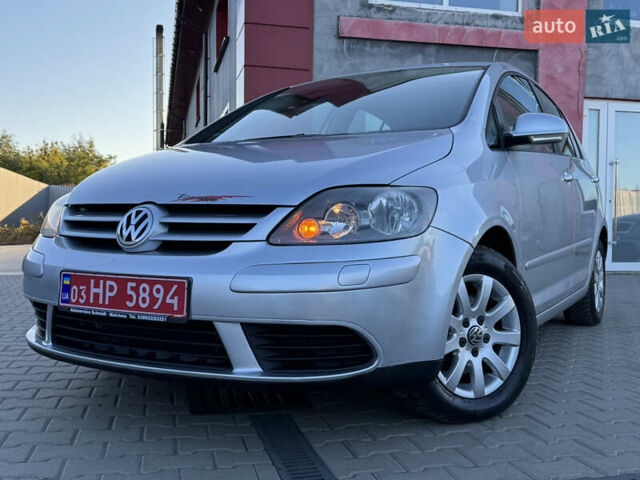Сірий Фольксваген Golf Plus, об'ємом двигуна 1.6 л та пробігом 204 тис. км за 5350 $, фото 1 на Automoto.ua