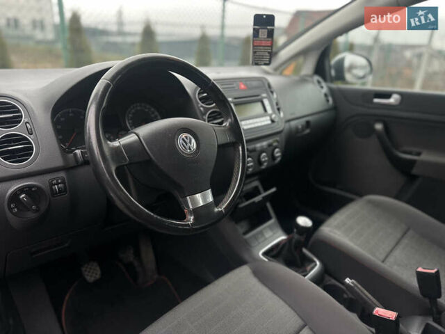 Сірий Фольксваген Golf Plus, об'ємом двигуна 1.6 л та пробігом 202 тис. км за 6500 $, фото 19 на Automoto.ua