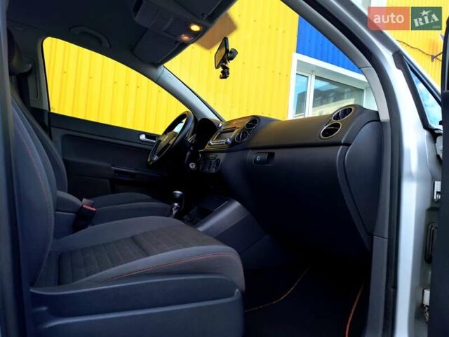 Сірий Фольксваген Golf Plus, об'ємом двигуна 1.4 л та пробігом 247 тис. км за 5100 $, фото 39 на Automoto.ua