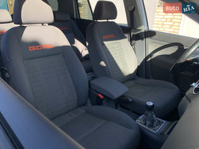 Серый Фольксваген Гольф Плюс, объемом двигателя 1.97 л и пробегом 293 тыс. км за 7400 $, фото 8 на Automoto.ua
