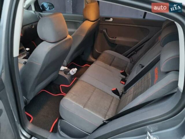 Сірий Фольксваген Golf Plus, об'ємом двигуна 1.9 л та пробігом 298 тис. км за 6500 $, фото 8 на Automoto.ua