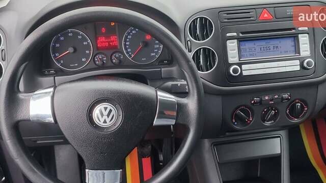 Сірий Фольксваген Golf Plus, об'ємом двигуна 1.6 л та пробігом 205 тис. км за 6200 $, фото 12 на Automoto.ua