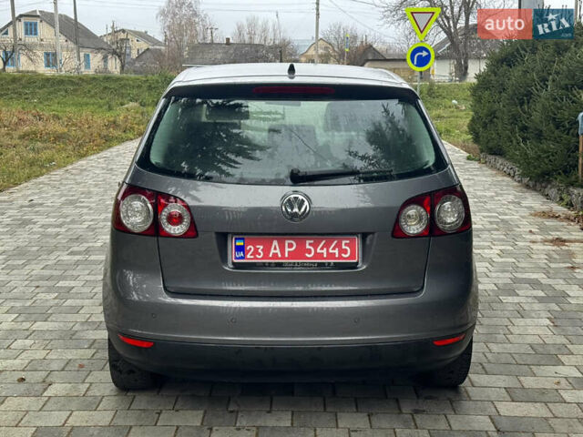 Серый Фольксваген Гольф Плюс, объемом двигателя 1.6 л и пробегом 212 тыс. км за 6200 $, фото 4 на Automoto.ua
