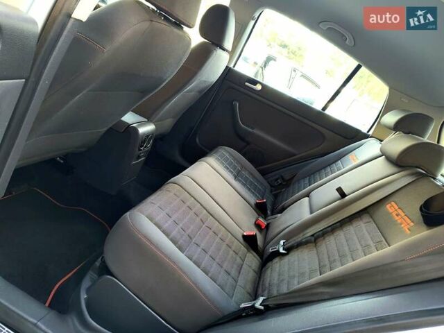 Сірий Фольксваген Golf Plus, об'ємом двигуна 1.4 л та пробігом 247 тис. км за 5100 $, фото 48 на Automoto.ua
