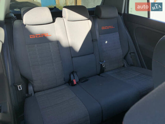 Серый Фольксваген Гольф Плюс, объемом двигателя 1.97 л и пробегом 293 тыс. км за 7400 $, фото 9 на Automoto.ua