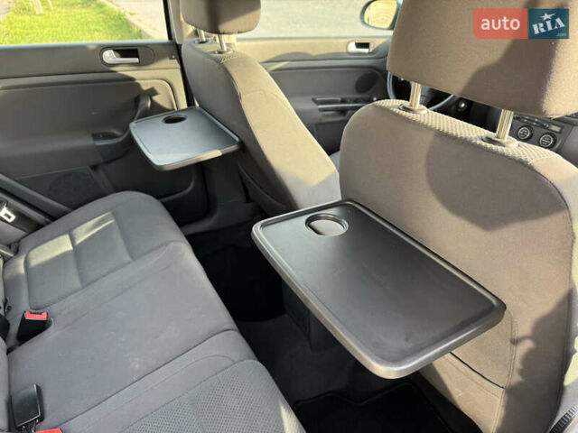 Серый Фольксваген Гольф Плюс, объемом двигателя 1.4 л и пробегом 174 тыс. км за 5650 $, фото 13 на Automoto.ua