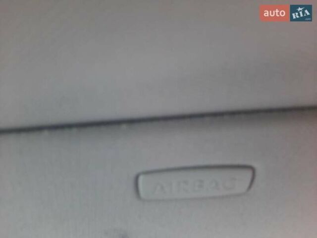 Сірий Фольксваген Golf Plus, об'ємом двигуна 1.6 л та пробігом 213 тис. км за 6750 $, фото 80 на Automoto.ua