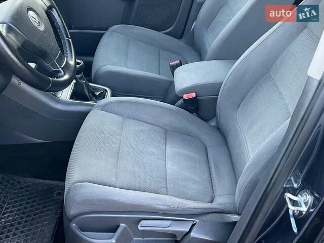Сірий Фольксваген Golf Plus, об'ємом двигуна 0 л та пробігом 227 тис. км за 5999 $, фото 25 на Automoto.ua