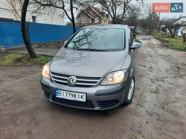Сірий Фольксваген Golf Plus, об'ємом двигуна 1.6 л та пробігом 213 тис. км за 6750 $, фото 112 на Automoto.ua