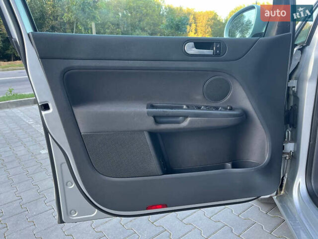 Сірий Фольксваген Golf Plus, об'ємом двигуна 1.6 л та пробігом 220 тис. км за 5500 $, фото 14 на Automoto.ua