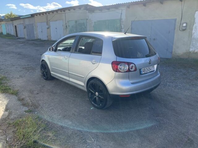 Серый Фольксваген Гольф Плюс, объемом двигателя 2 л и пробегом 292 тыс. км за 7350 $, фото 3 на Automoto.ua