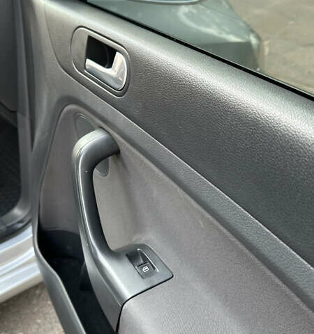 Серый Фольксваген Гольф Плюс, объемом двигателя 1.6 л и пробегом 196 тыс. км за 5299 $, фото 8 на Automoto.ua