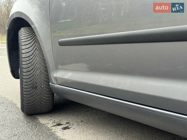 Серый Фольксваген Гольф Плюс, объемом двигателя 1.4 л и пробегом 226 тыс. км за 5300 $, фото 25 на Automoto.ua