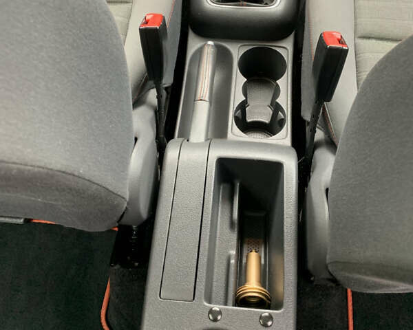 Серый Фольксваген Гольф Плюс, объемом двигателя 1.6 л и пробегом 206 тыс. км за 5999 $, фото 28 на Automoto.ua