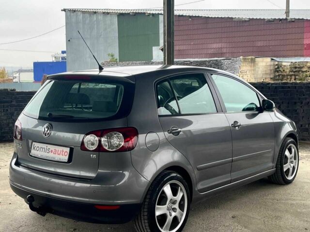 Серый Фольксваген Гольф Плюс, объемом двигателя 1.6 л и пробегом 177 тыс. км за 7199 $, фото 9 на Automoto.ua
