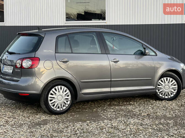 Серый Фольксваген Гольф Плюс, объемом двигателя 1.6 л и пробегом 261 тыс. км за 6550 $, фото 13 на Automoto.ua