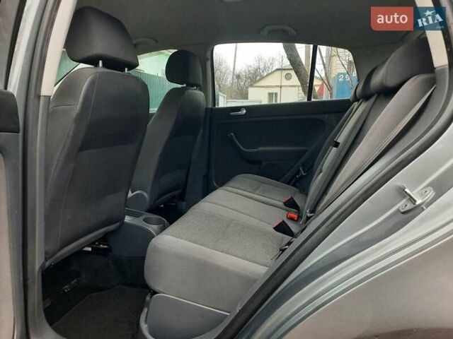 Сірий Фольксваген Golf Plus, об'ємом двигуна 1.6 л та пробігом 213 тис. км за 6750 $, фото 62 на Automoto.ua