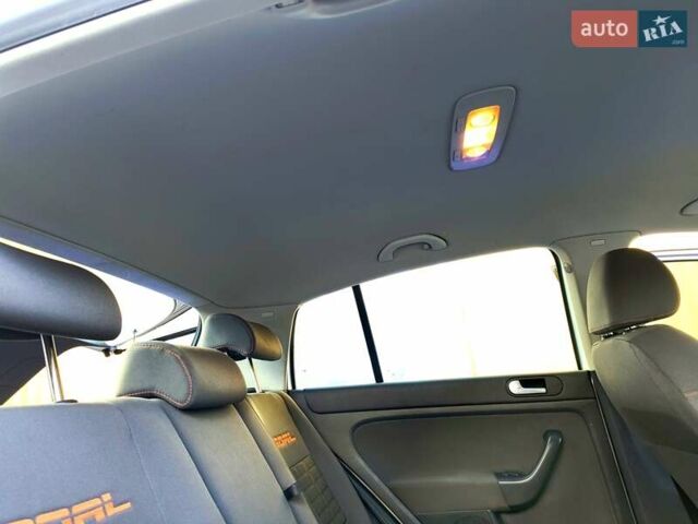 Сірий Фольксваген Golf Plus, об'ємом двигуна 1.4 л та пробігом 247 тис. км за 5100 $, фото 46 на Automoto.ua