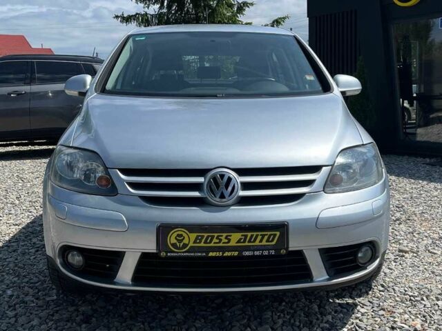 Серый Фольксваген Гольф Плюс, объемом двигателя 1.4 л и пробегом 244 тыс. км за 5600 $, фото 1 на Automoto.ua