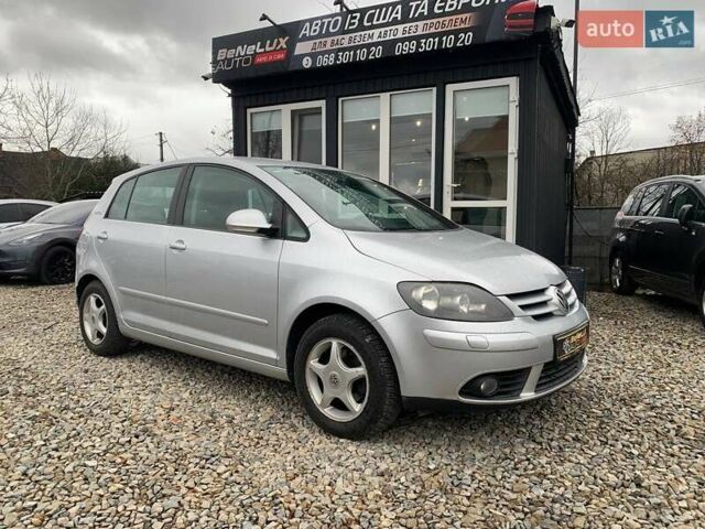 Серый Фольксваген Гольф Плюс, объемом двигателя 0 л и пробегом 260 тыс. км за 5399 $, фото 2 на Automoto.ua