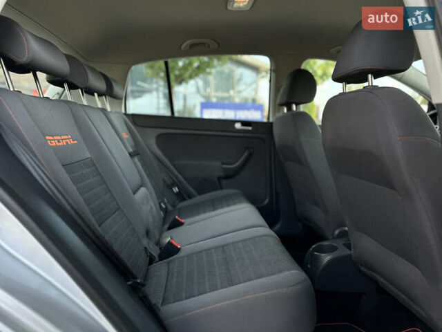 Серый Фольксваген Гольф Плюс, объемом двигателя 1.6 л и пробегом 221 тыс. км за 6400 $, фото 36 на Automoto.ua