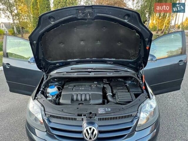 Сірий Фольксваген Golf Plus, об'ємом двигуна 0 л та пробігом 227 тис. км за 5999 $, фото 58 на Automoto.ua