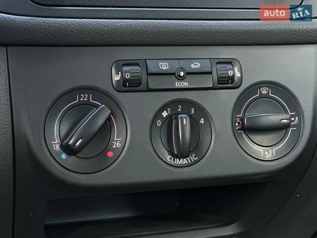 Серый Фольксваген Гольф Плюс, объемом двигателя 1.39 л и пробегом 212 тыс. км за 5500 $, фото 24 на Automoto.ua