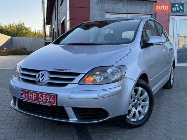 Сірий Фольксваген Golf Plus, об'ємом двигуна 1.6 л та пробігом 204 тис. км за 5350 $, фото 5 на Automoto.ua